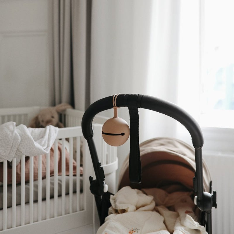 Pale Taupe Pacifier Holder | Mushie